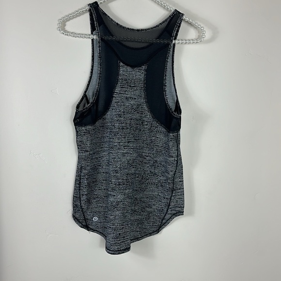 Lululemon Black White Sculpt Mesh Tank Top 6 - Picture 5 of 6
